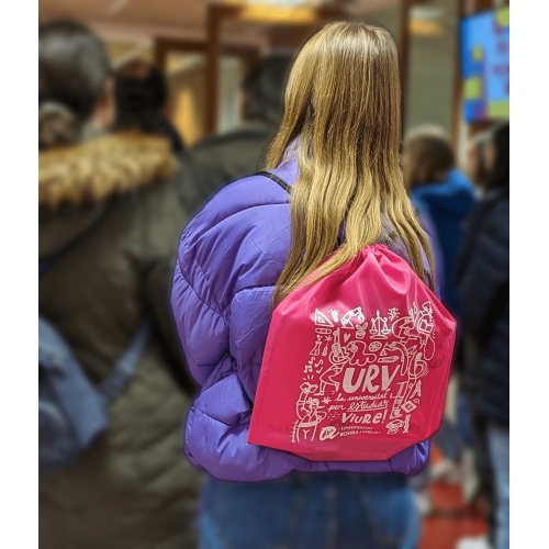 Mochila rosa "URV la universitat per estudiar i viure"